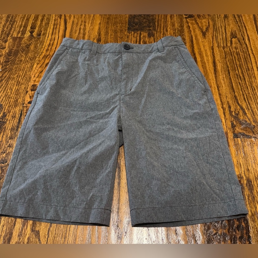 Boy’s Vineyard Vines Performance Shorts Sz. 16